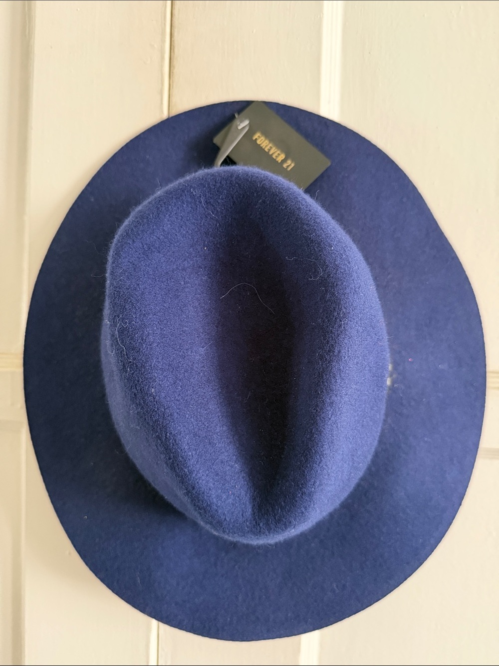 Forever 21 Women’s Navy Felt Fedora Hat